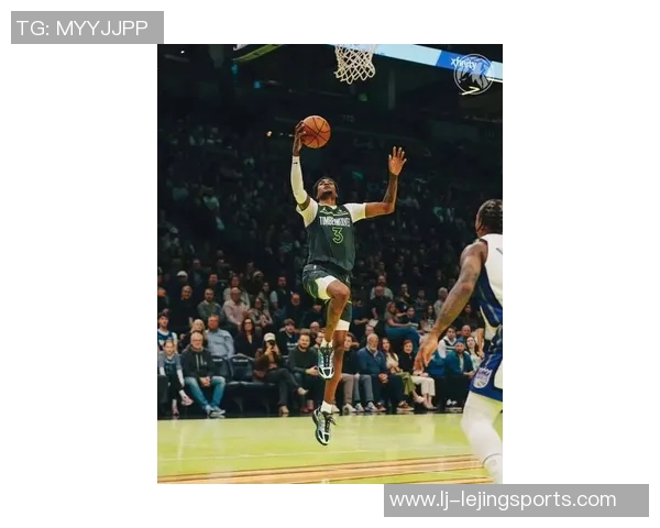 爱德华兹第三节火力全开9中7狂砍21分三节合计31分5篮板表现惊艳